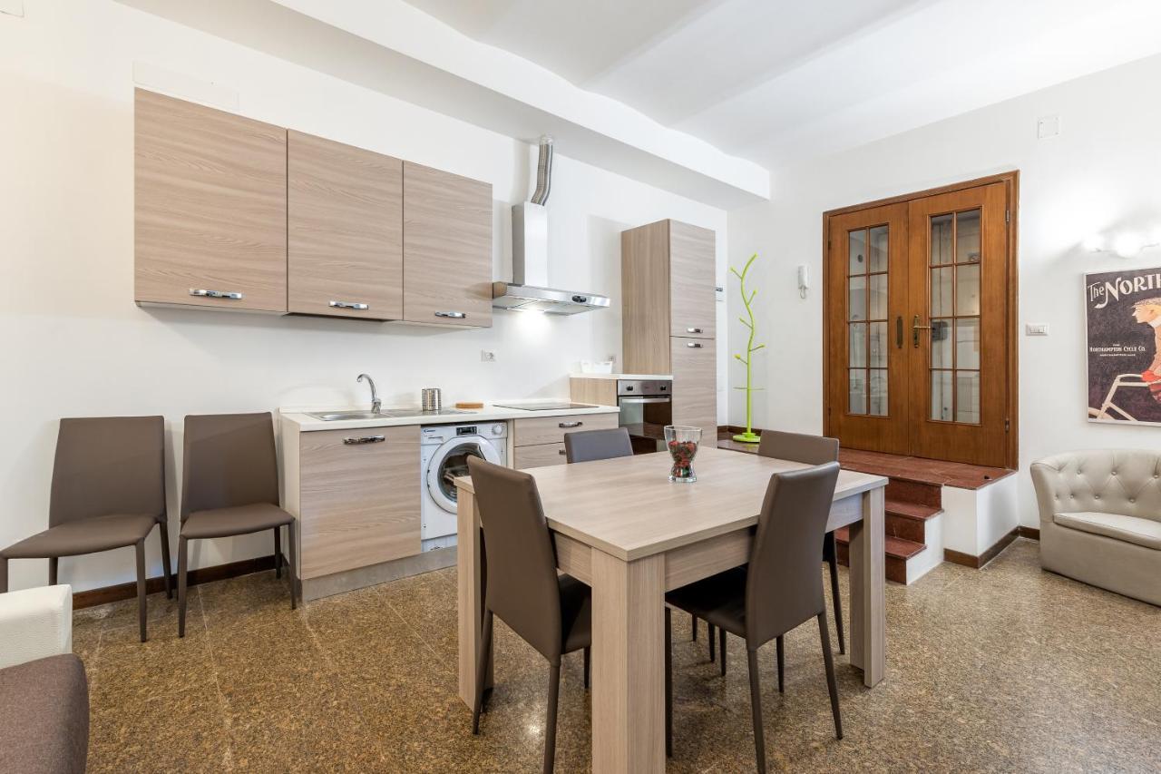 Tour De Rome Apartment Exterior photo